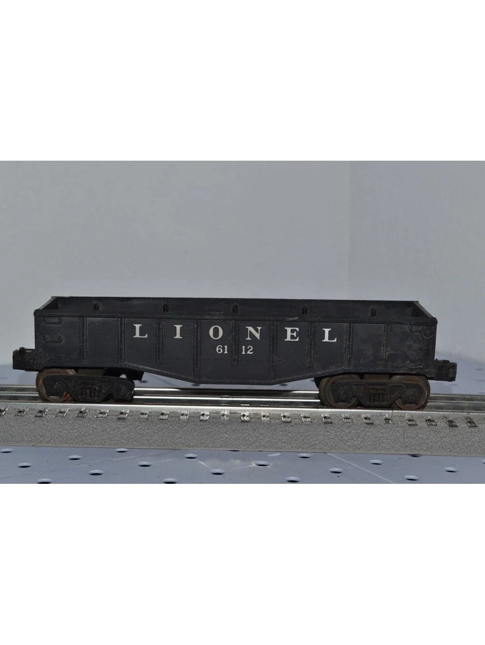 O Gauge Lionel Vintage Gondola Car Black 6112 AS IS